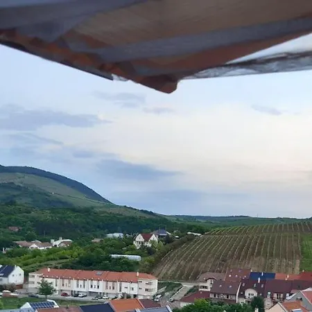 Peak * Eger